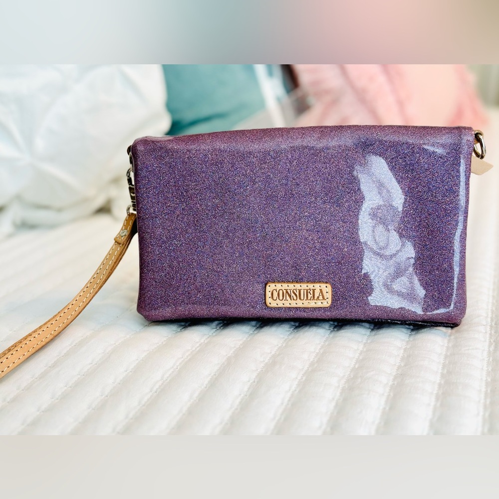 Lyndz Uptown Crossbody